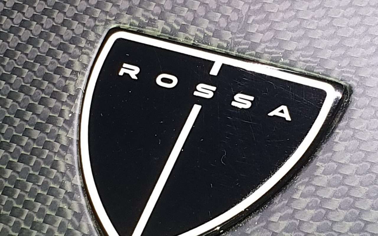 Новый, российский, сверхскоростной: представлен суперкар Rossa