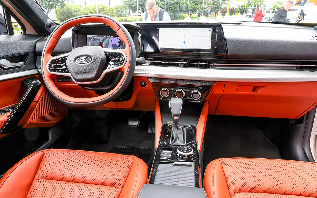 Интерьер Lada Azimut – новое слово для Лады.
