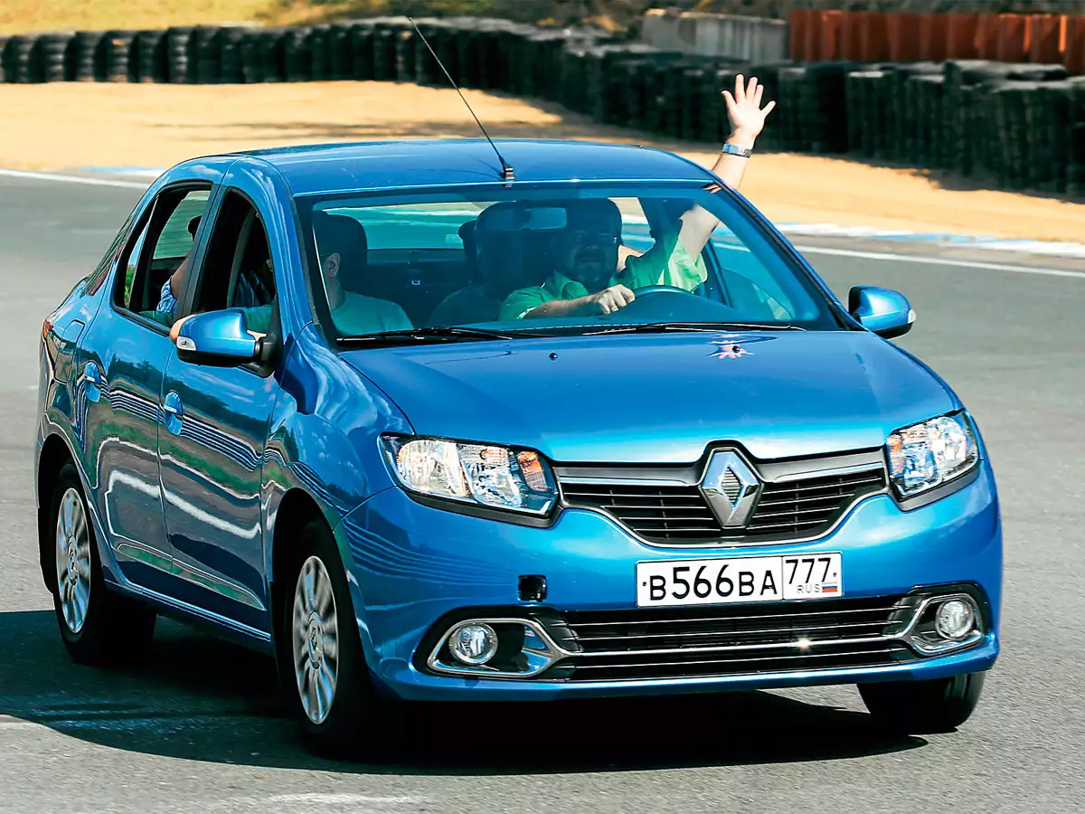 17 автомобилей