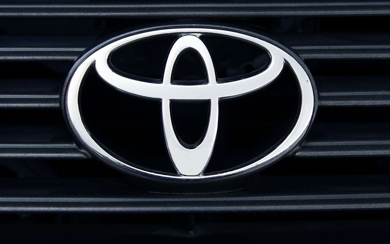 Новый Toyota Land Cruiser — первое официальное видео