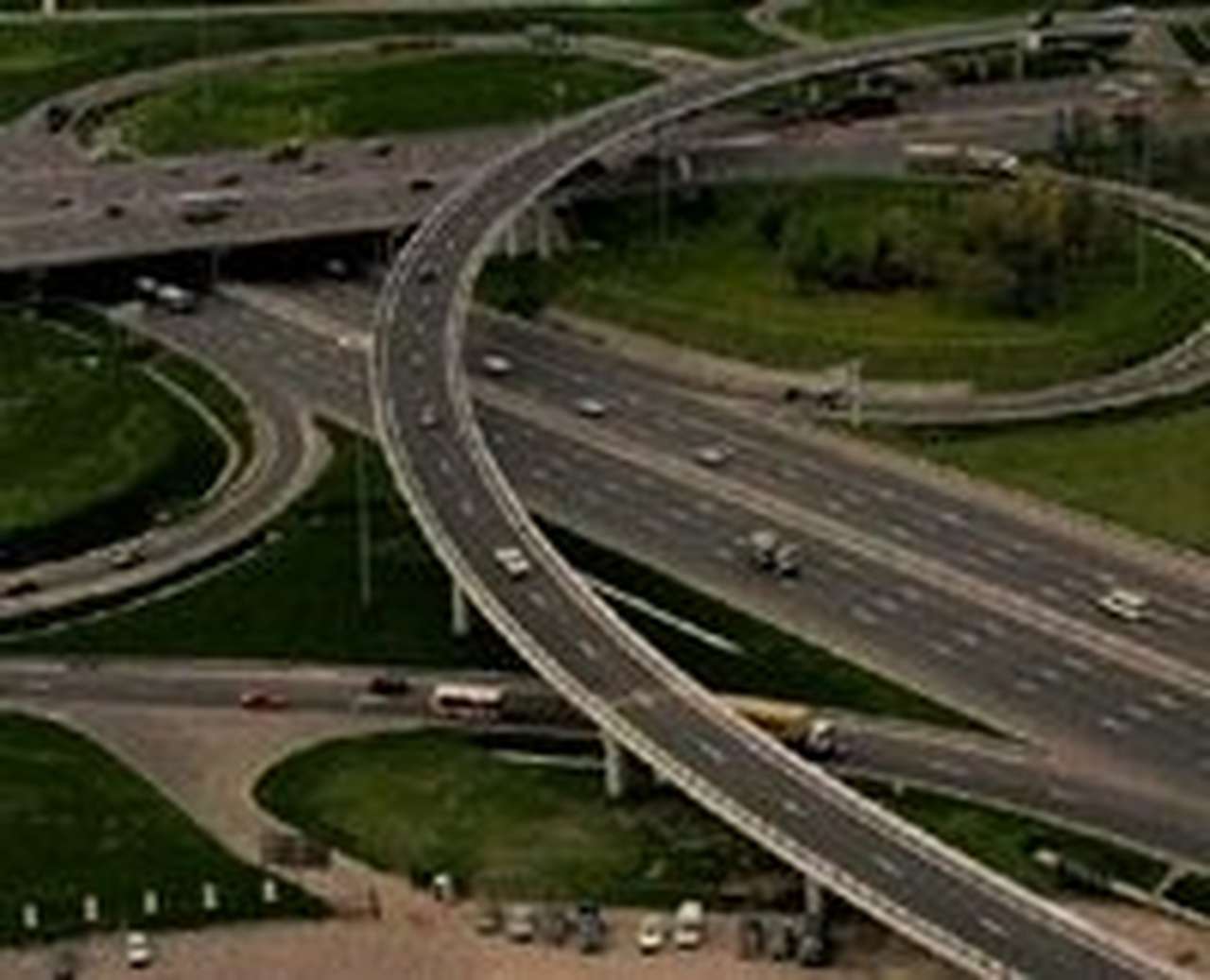 Власти Москвы обследуют все объекты на МКАДе