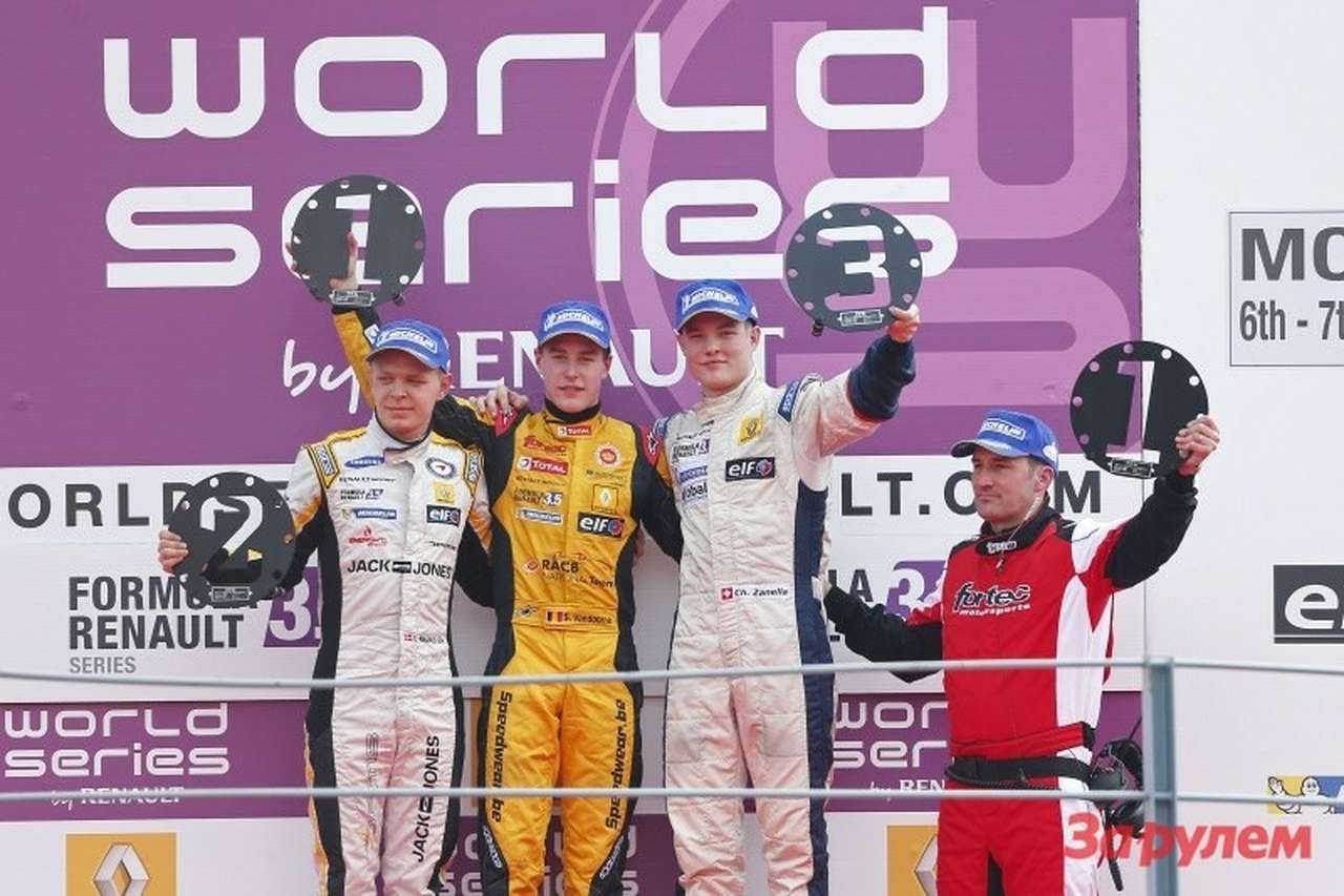 Все три лидера на подиуме (слева направо): Кевин Магнуссен, Антонио Феликс да Кошта, Стоффель Вандорн.