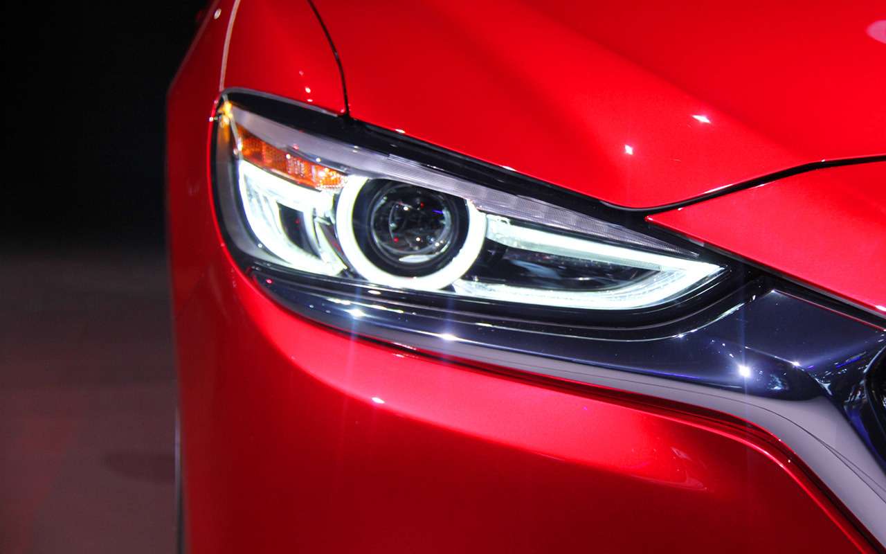 Mazda cx 5 back lights. Mazda cx-5 2016 туманки. Мазда cx 5 лампы ближнего света. Мазда сх 5 какие фары. Фары mazda cx-5 2014.