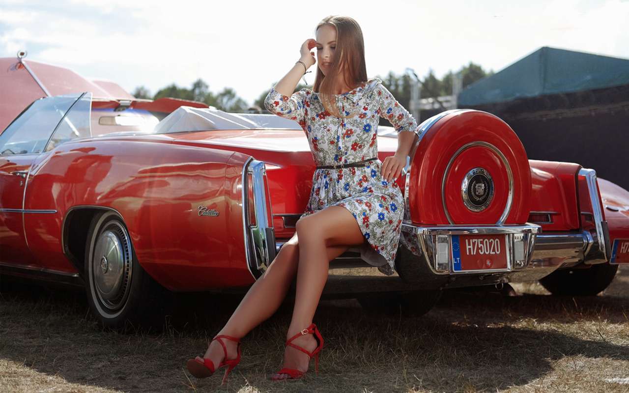 Автокалендарь-2019 с девушками: теперь из Беларуси