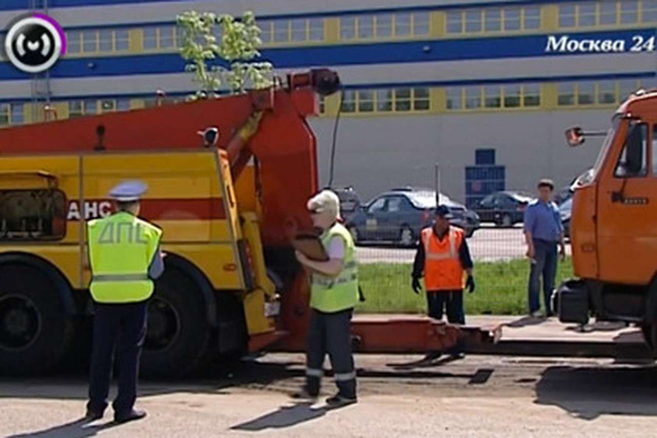 Столичные власти определились с ценами на штрафстоянку для фур