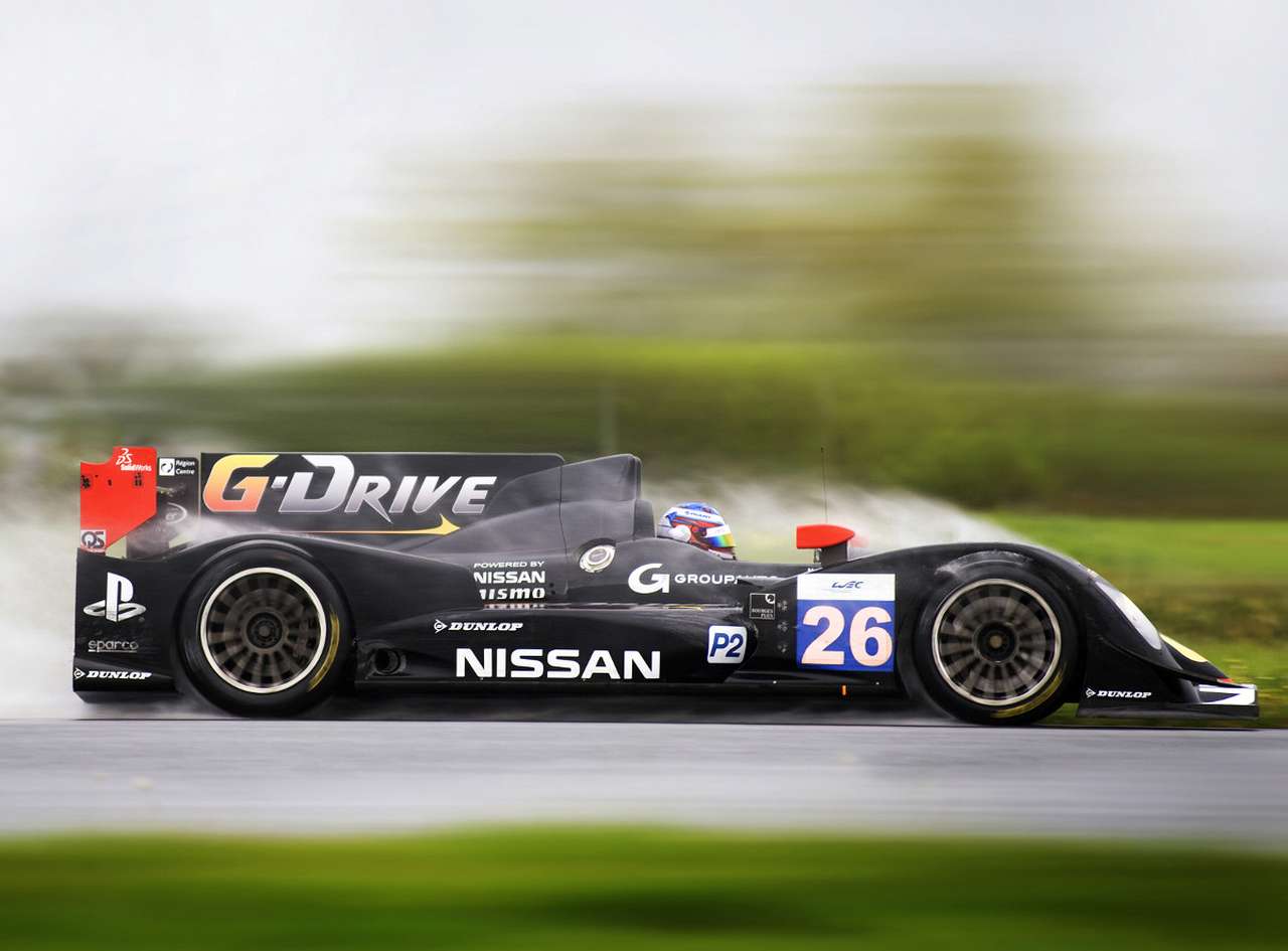 «Газпром нефть» поддержит Nissan в гонке на выносливость