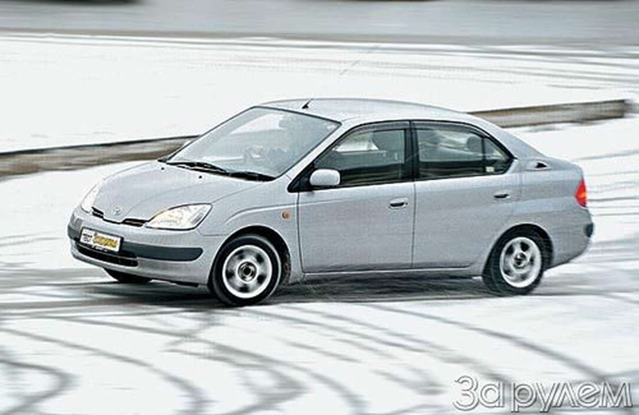 Toyota отзывает первые Prius-ы