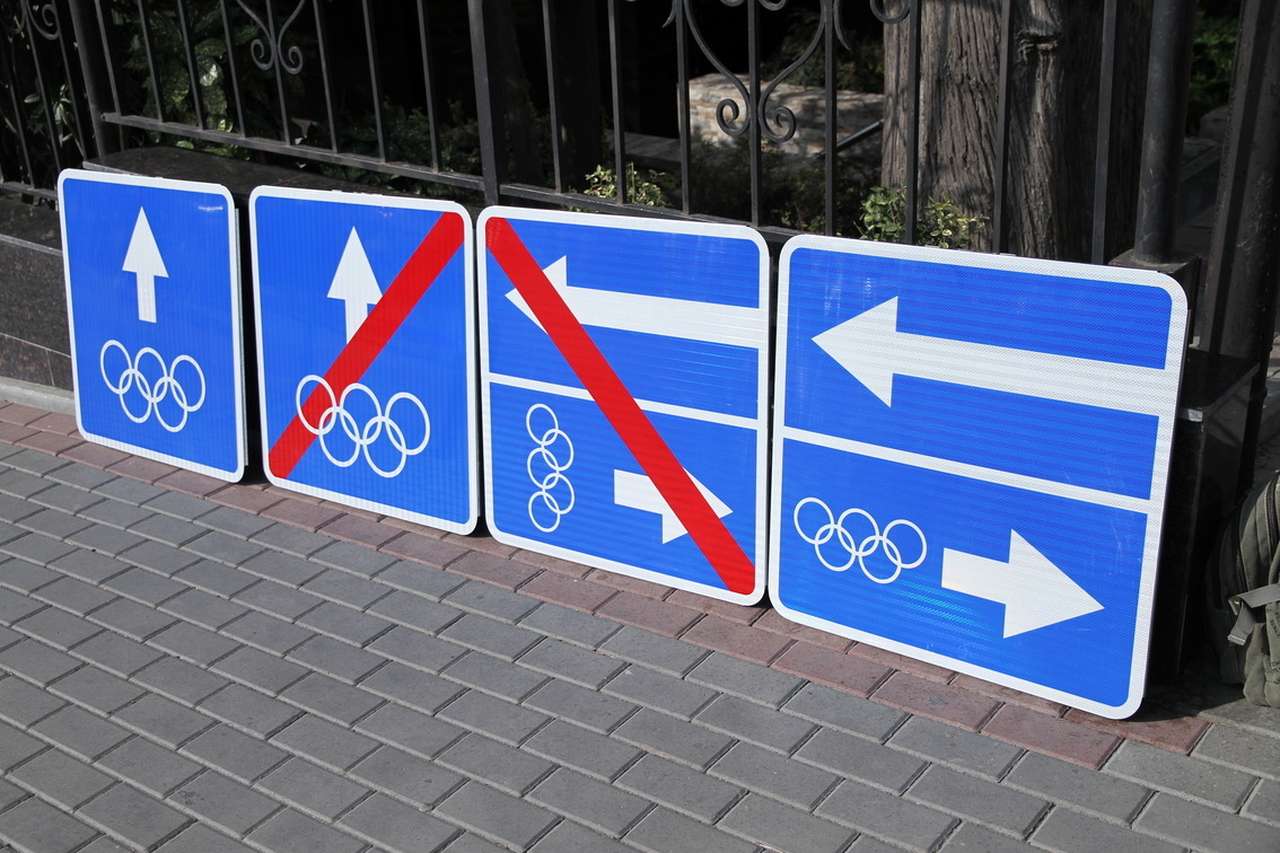 С 23 января в Сочи вводят в действие олимпийские знаки и спецразметку