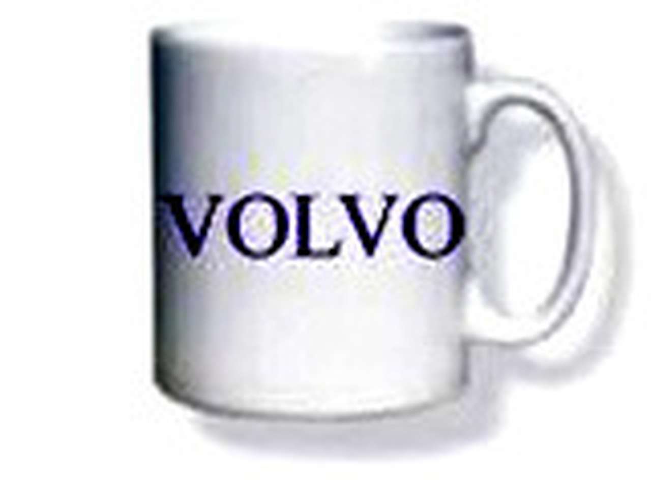 Volvo наймет 150 человек для работы "на перекурах"