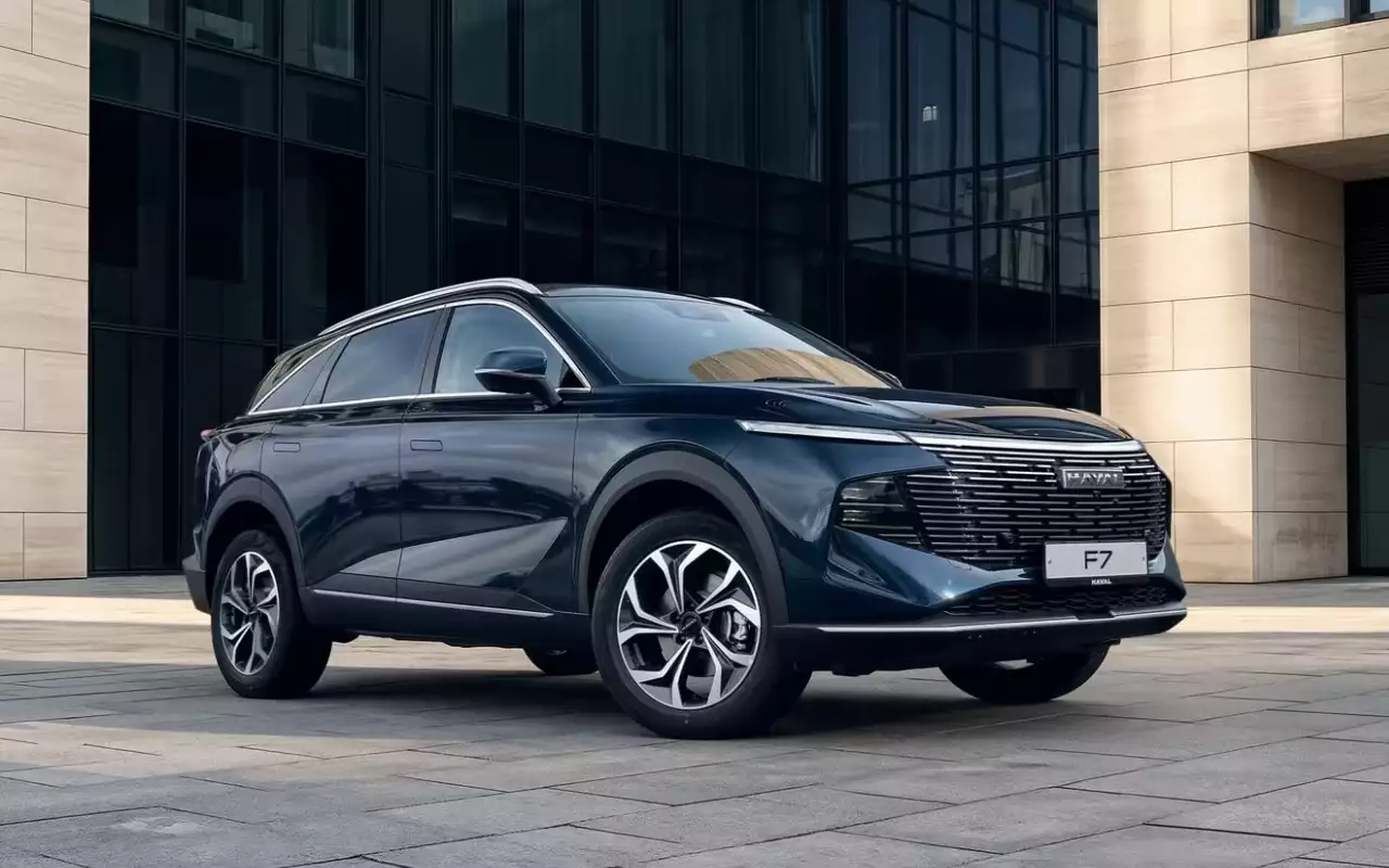 У обновленного Haval F7 нашлись три главных соперника