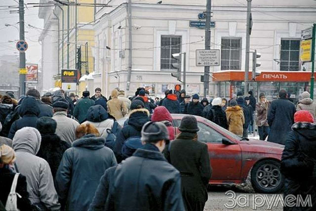 Пешеходов надо любить...