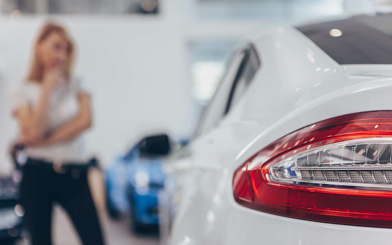 Эксперты объяснили причины падения продаж новых автомобилей в мае