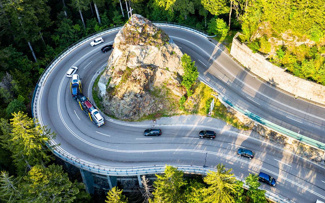 Почему горный тормоз не ставят на легковушки?