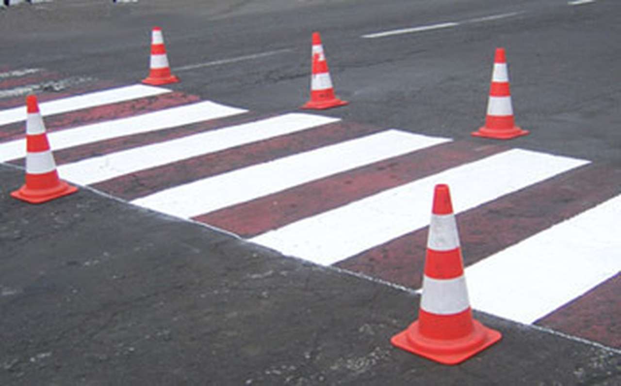 Разметку на московских дорогах обновят к 8 мая 