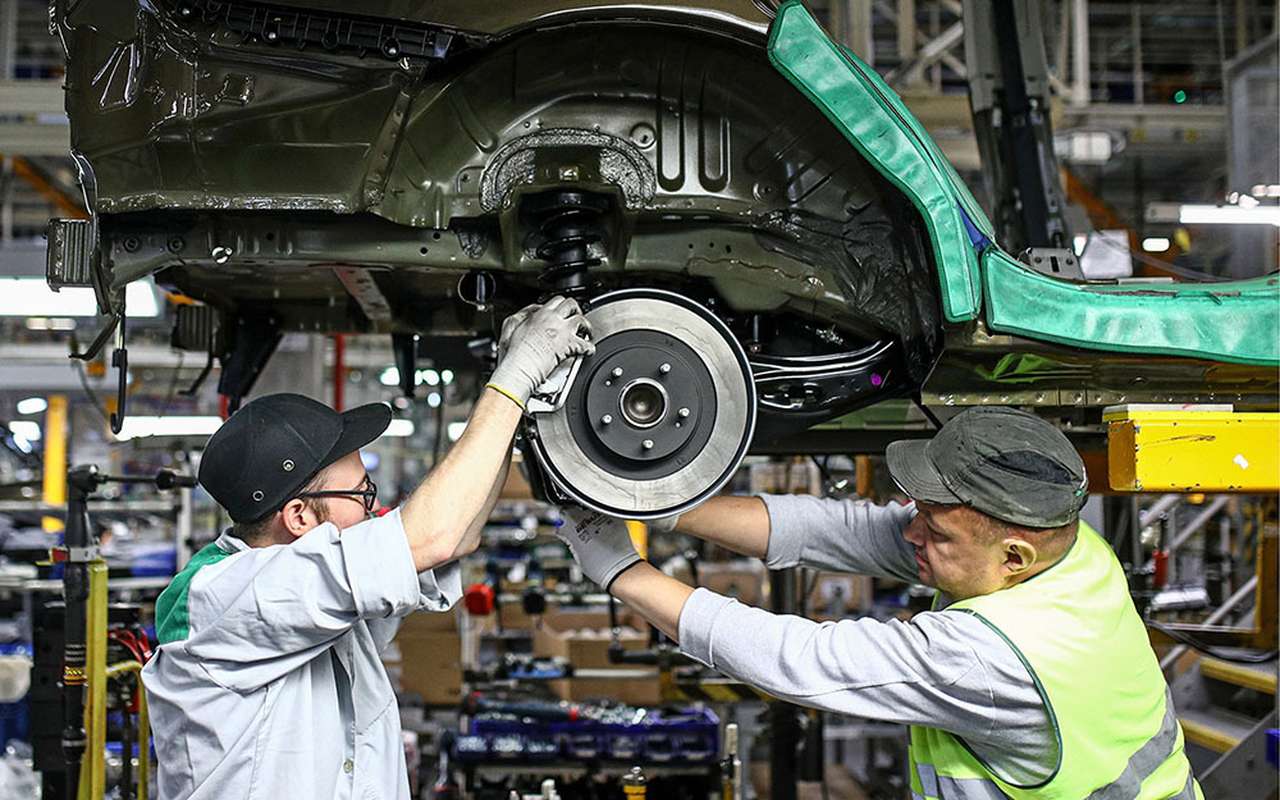 Минпромторг дал автоконцернам время до июня. Чтобы определиться (Обновлено)