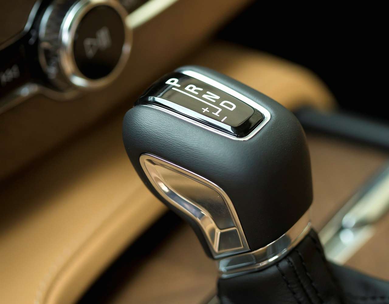 Считаем деньги: кризис ударил по «роботам» и «автоматам»