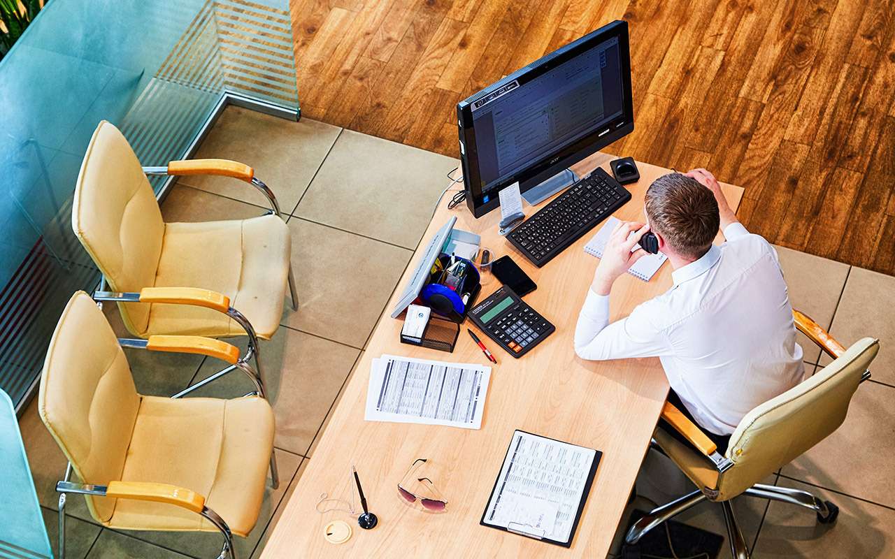 Отечественный автопром не знает, как продать машины россиянам