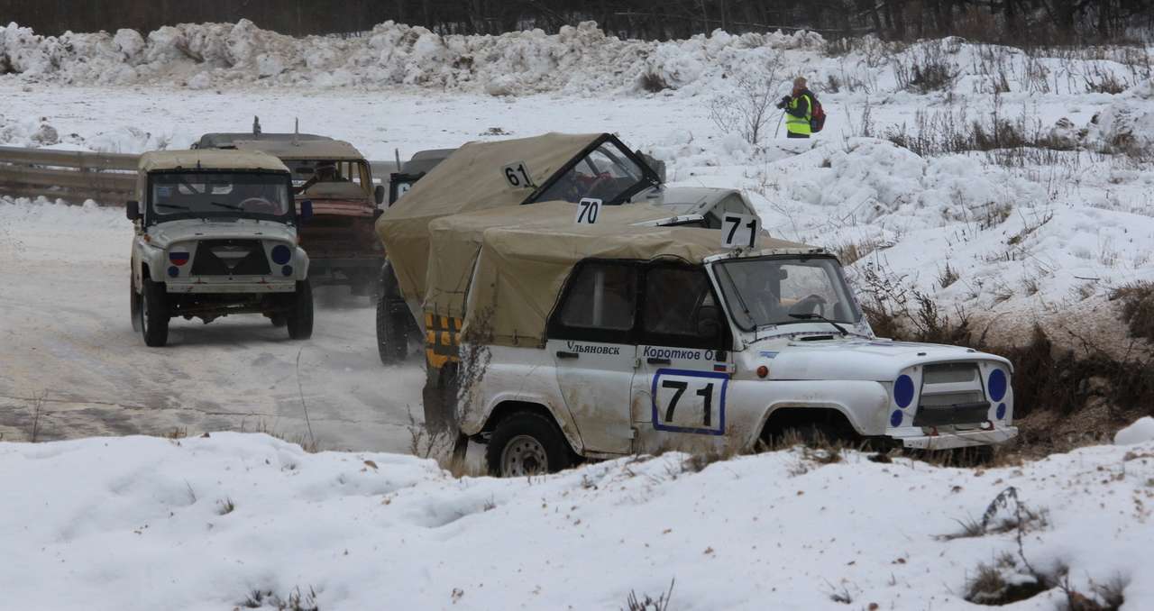 «Козлик», он и в кроссе «козлик». УАЗы и здесь умудряются скакать.