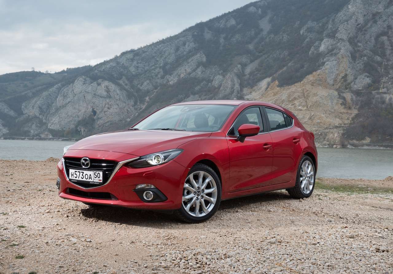 На ввозимую в нашу страну Mazda 3 приходится менее 20% продаж марки, хотя когда-то эта модель была ее бестселлером 