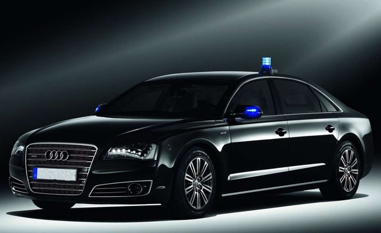 Таможенникам не удастся купить авто за 8 млн. рублей