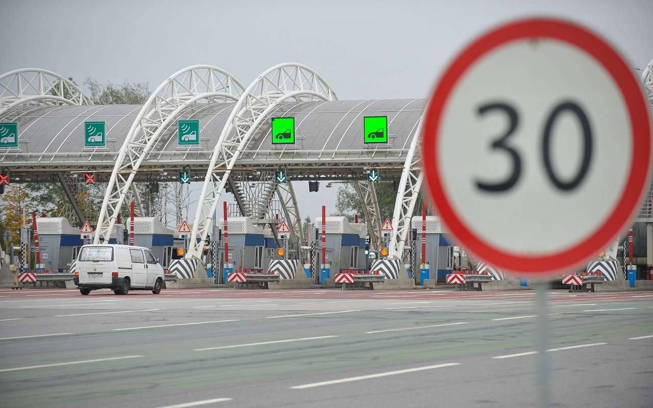Стало известно, какие платные дороги появятся в России к 2030 году
