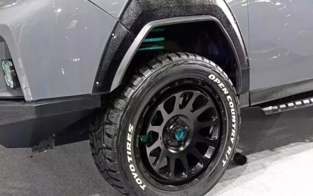 Toyota Alphard от ателье Double Eight