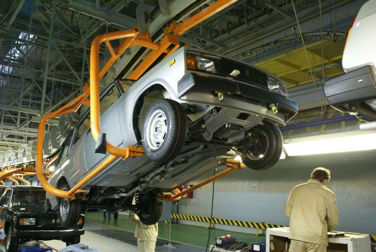 В сентябре «ИжАвто» выпустил 10 019 автомобилей