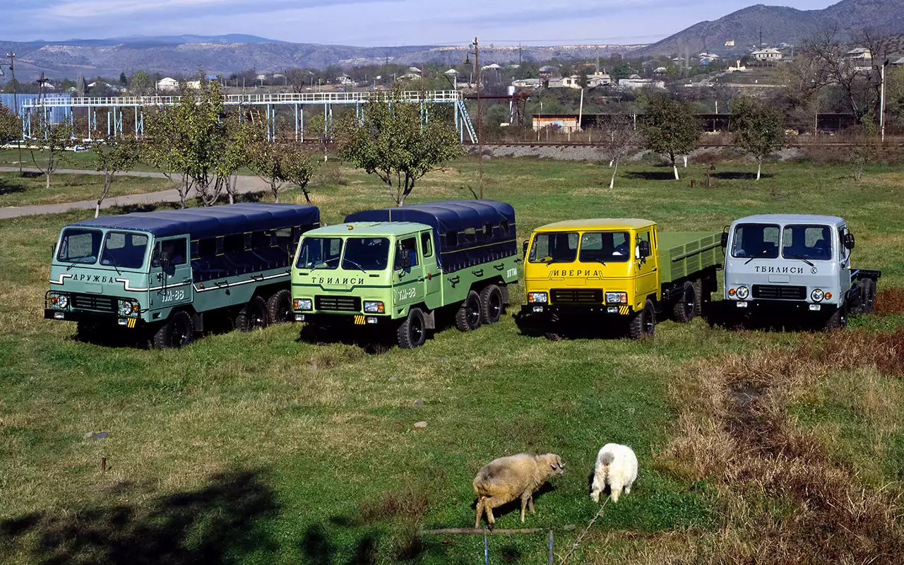 Трехосные внедорожники грузинских самодельщиков планировали к мелкосерийному производству.