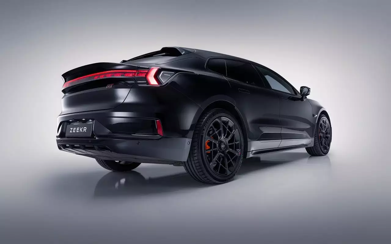 Популярная в РФ модель стала бестселлером на домашнем рынке