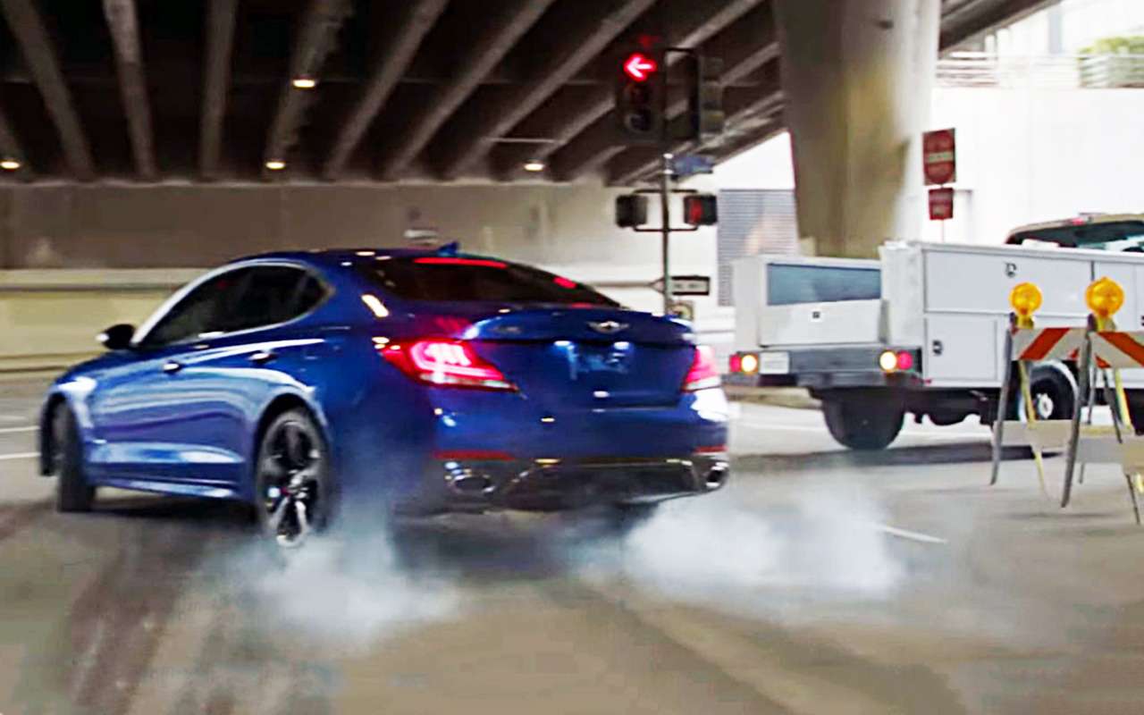 Эффектный дрифт: Genesis G70 повторяет «Малыша на драйве»