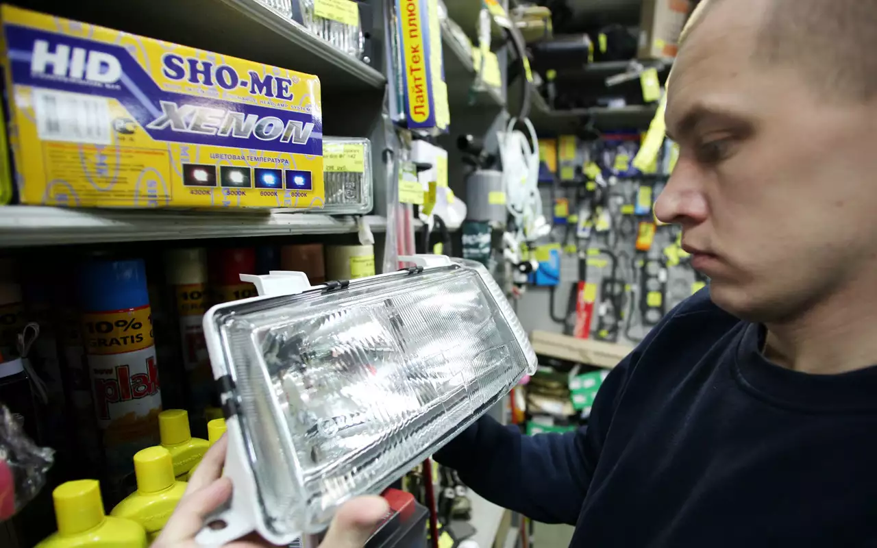 Автозапчасти начнут маркировать в обязательном порядке: как новый закон ударит по контрафакту