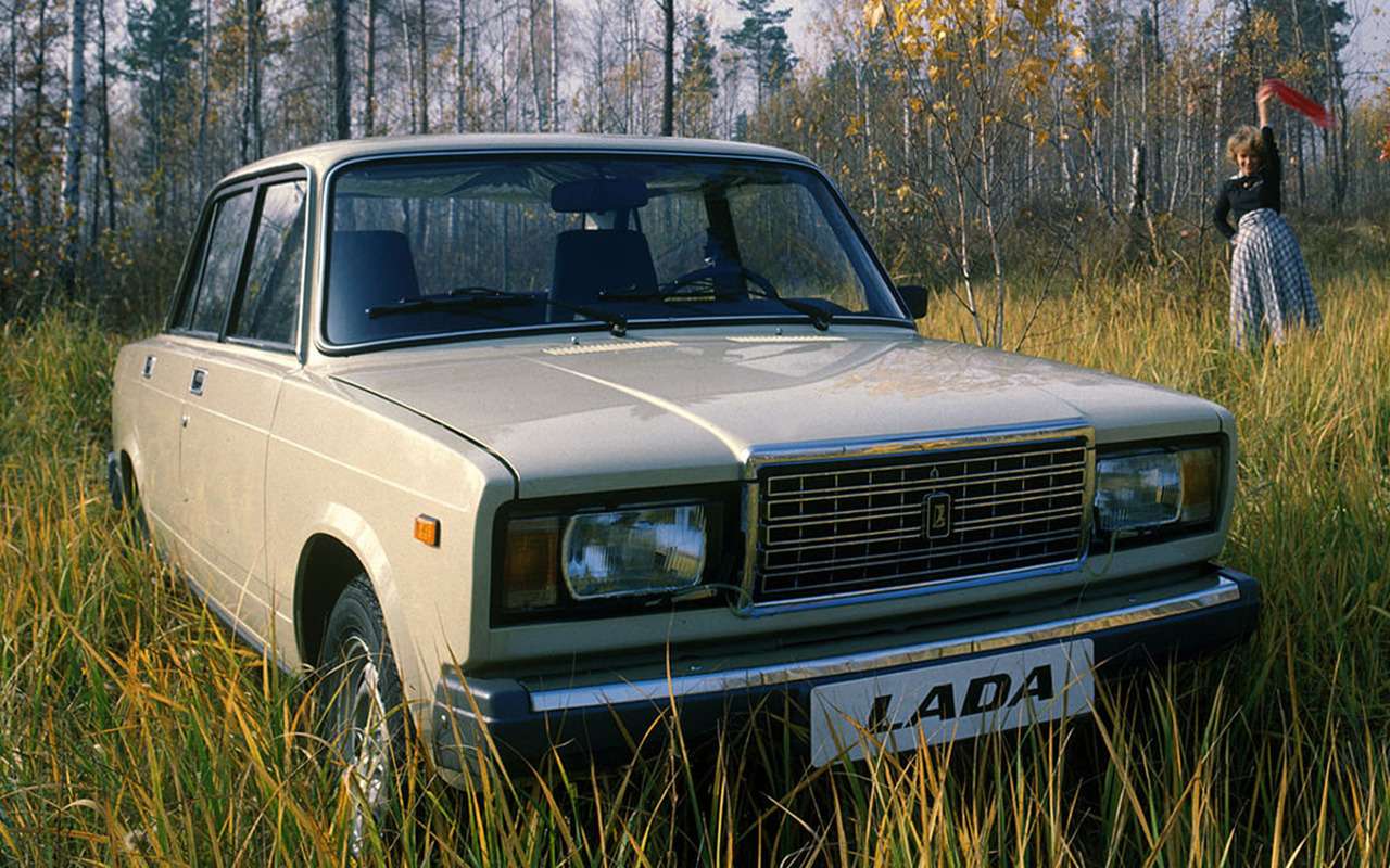 Топ-3 самых популярных в РФ авто на вторичке: смена лидера