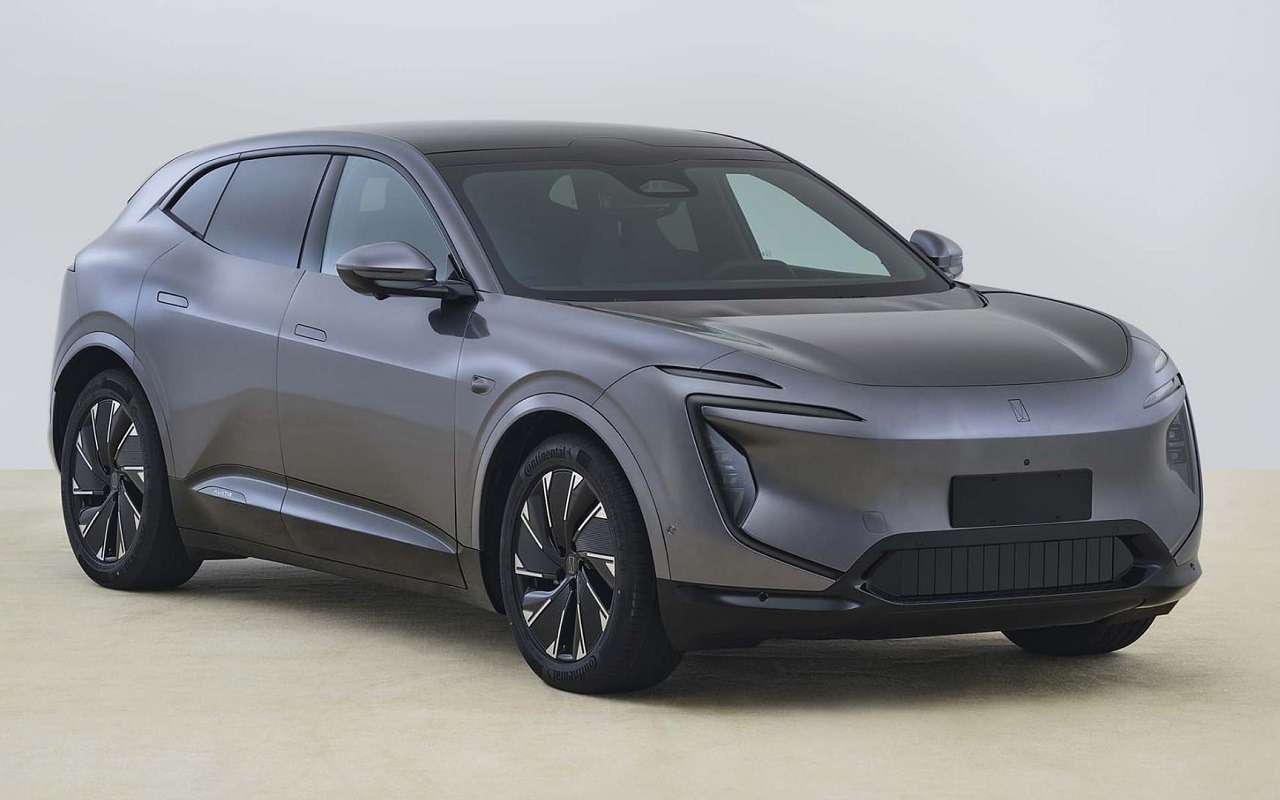 590 л.с., длина почти 5 м: подробности о новом мощном «китайце» за 3 млн рублей