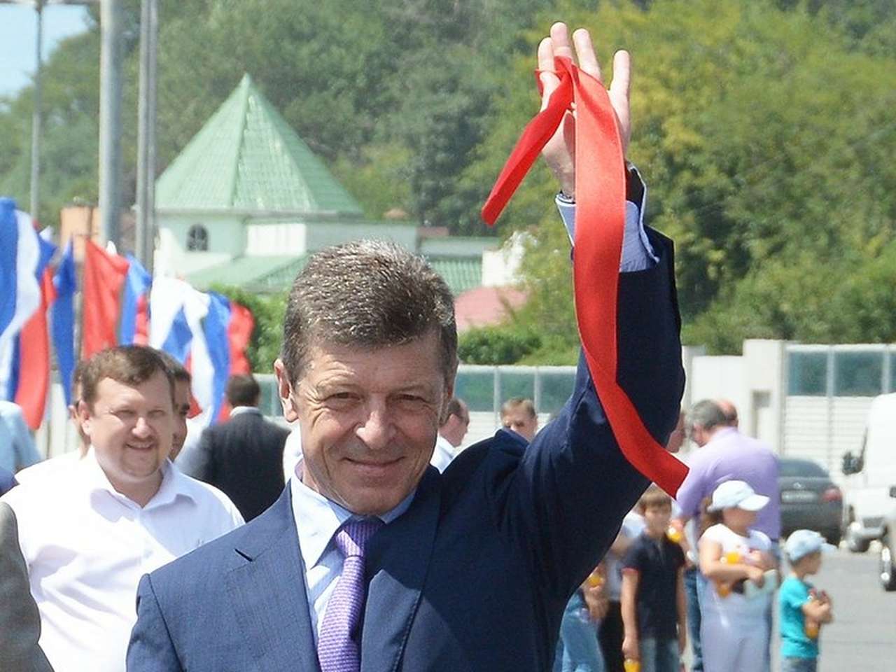 Готов очередной дорожный объект зимней Олимпиады-2014 — двухуровневая транспортная развязка, примыкающая к воздушным воротам столицы Игр. 