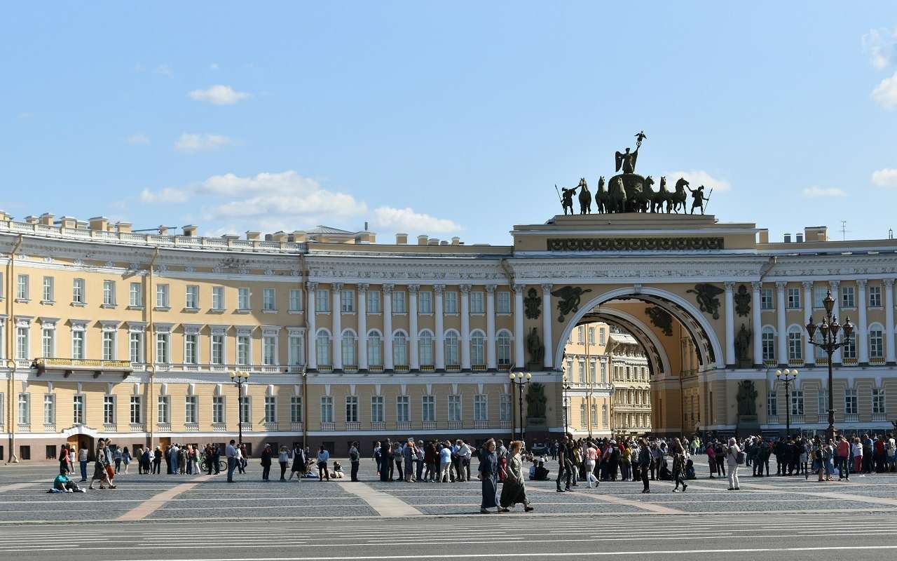 Россияне рассказали, где проведут отпуск в августе
