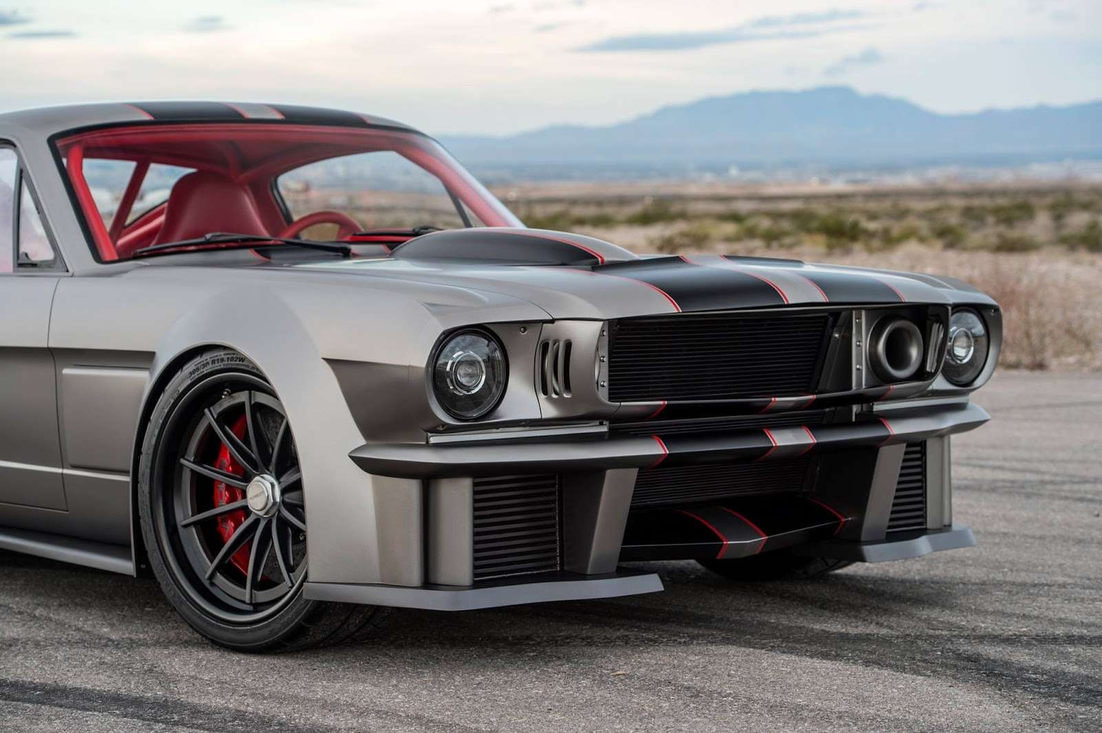 Форд Мустанг 1965 Tuning