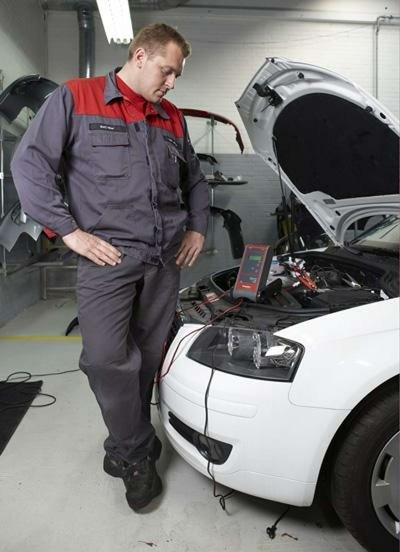 Для чего нужно зарядное устройство для аккумулятора?