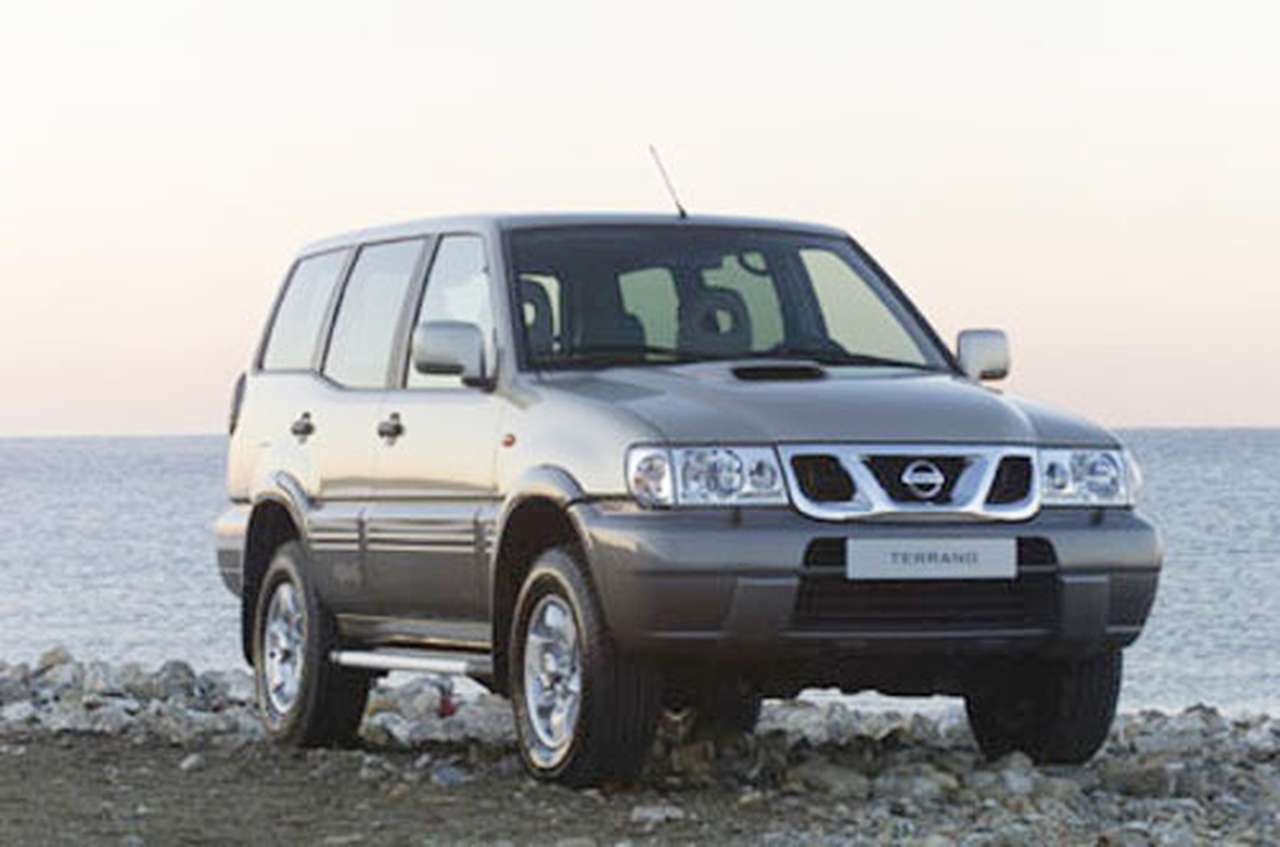 Nissan Terrano "подкрасился"