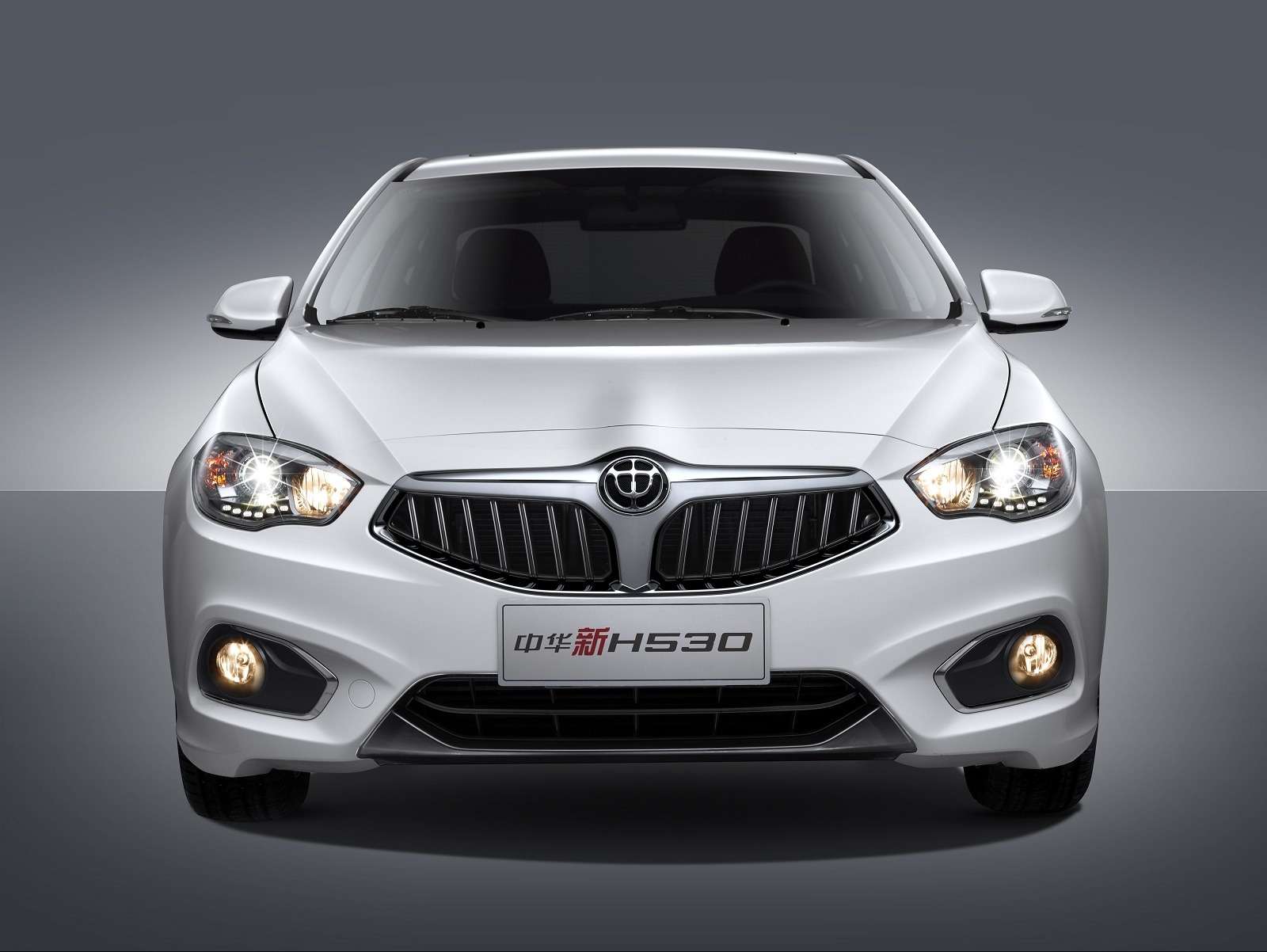 Алмаз car. Brilliance v5, h530. Бриллианс v5 седан. Brilliance v5 '2011. Китайский авто Бриллианс.