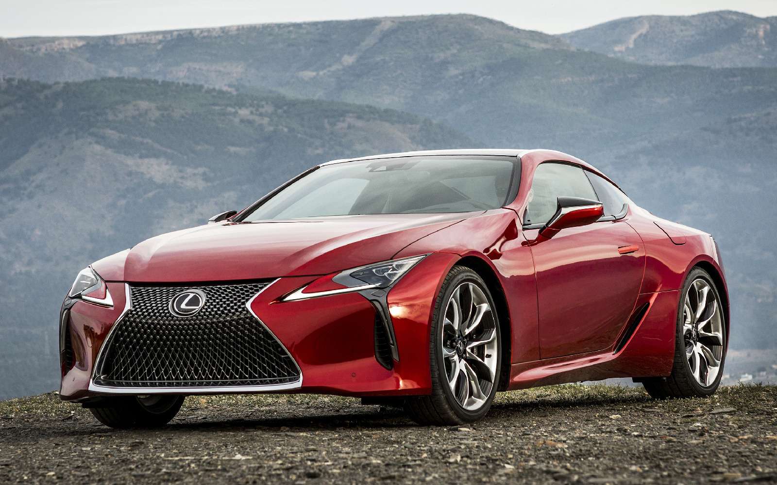 Lexus LC 500 — тест-драйв ЗР