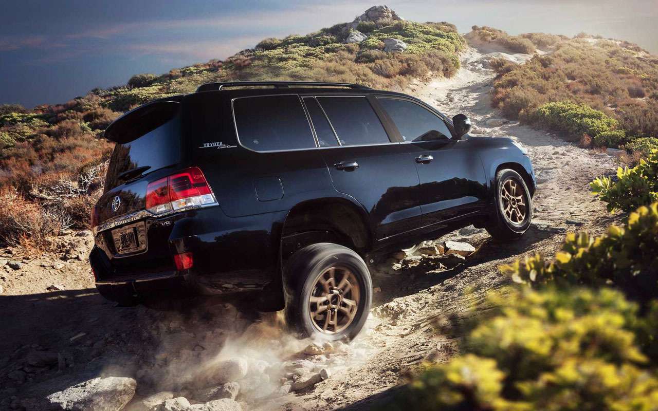 Toyota Land Cruiser получит спортверсию GR