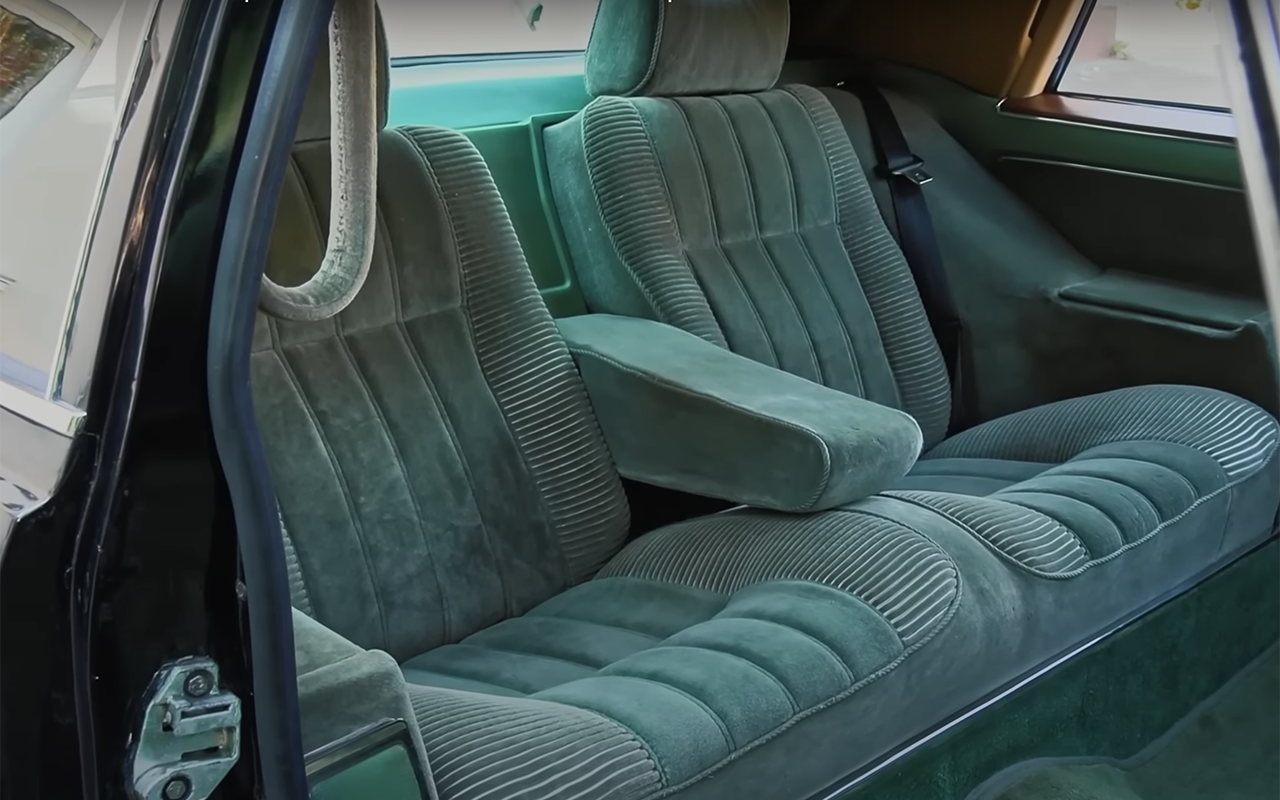 Советский автомобиль для шикарной жизни – квартира и дача в подарок