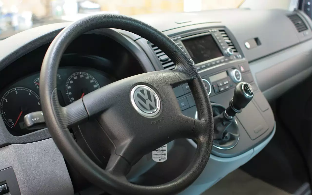 минивэн VW Caravelle