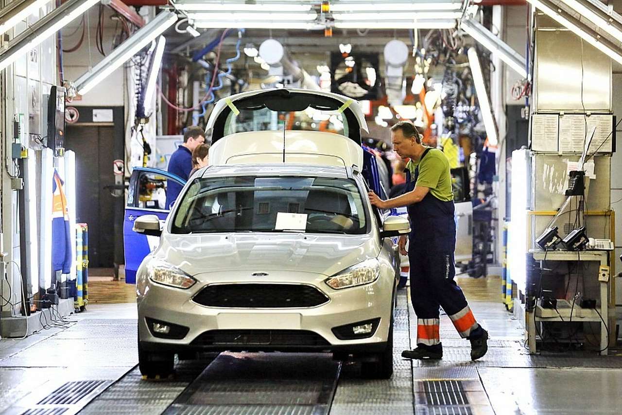 Ford Sollers приостановит производство из-за низкого спроса