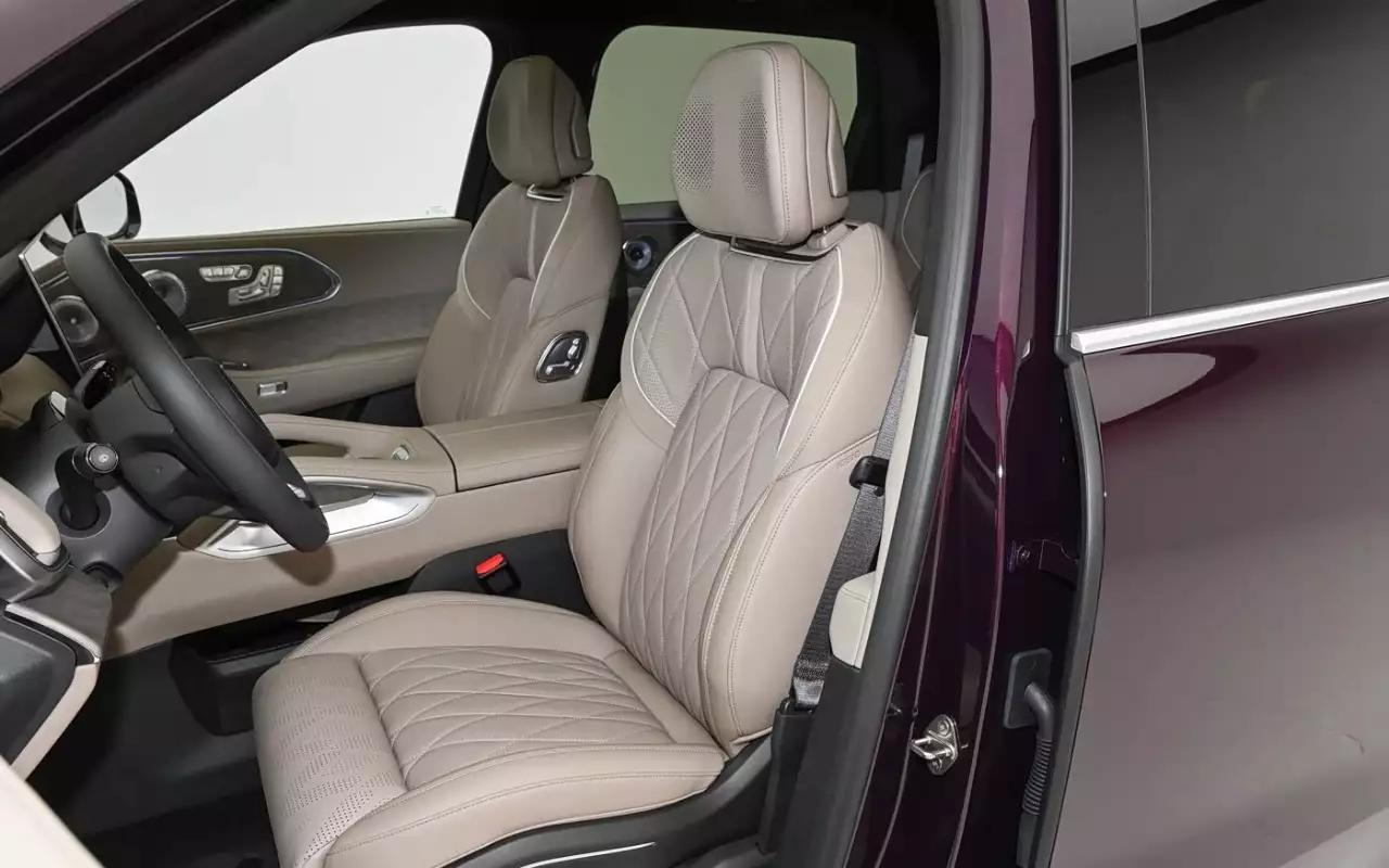 Интерьер Zeekr 8X