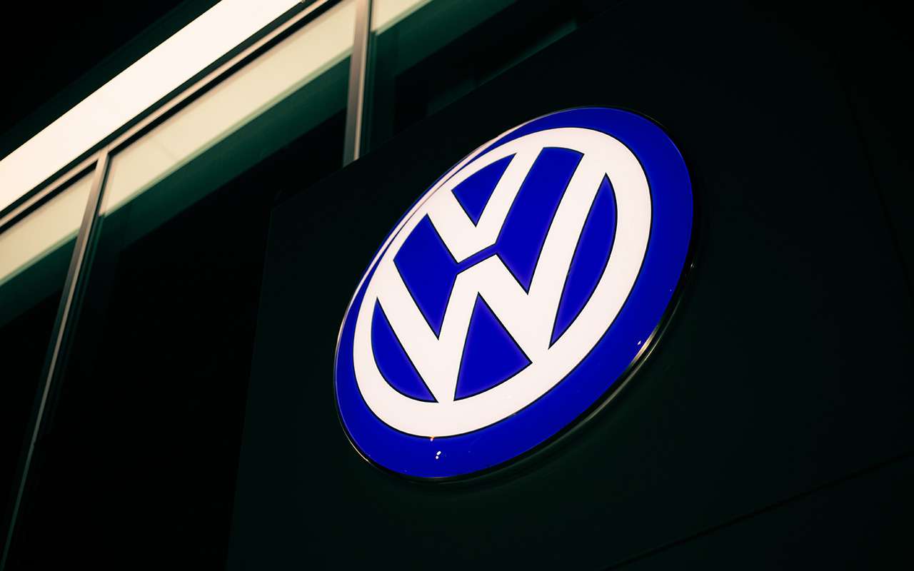 VW не справился с конкуренцией и приостановил выпуск двух моделей