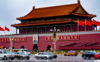 В Россию начали ввозить не востребованные в Китае машины