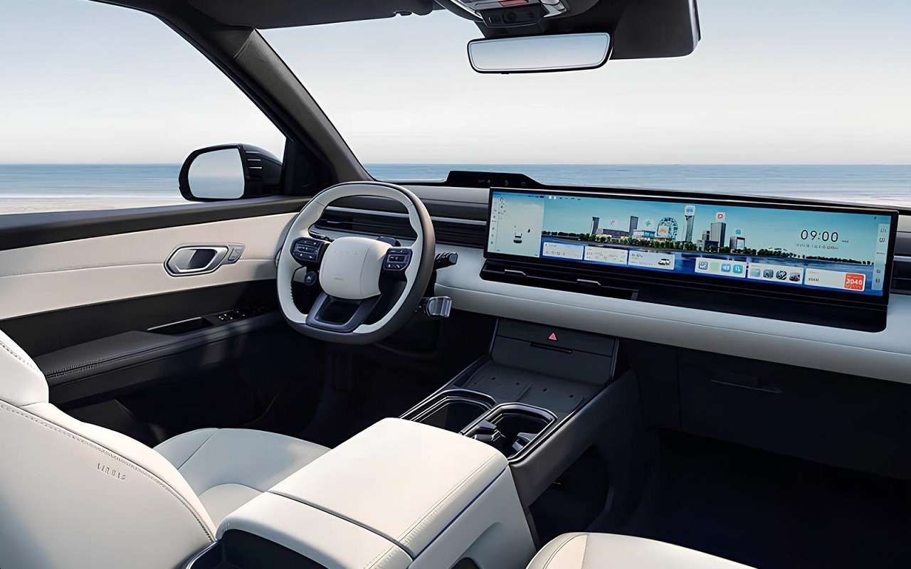 Интерьер Hyundai Elexio EO