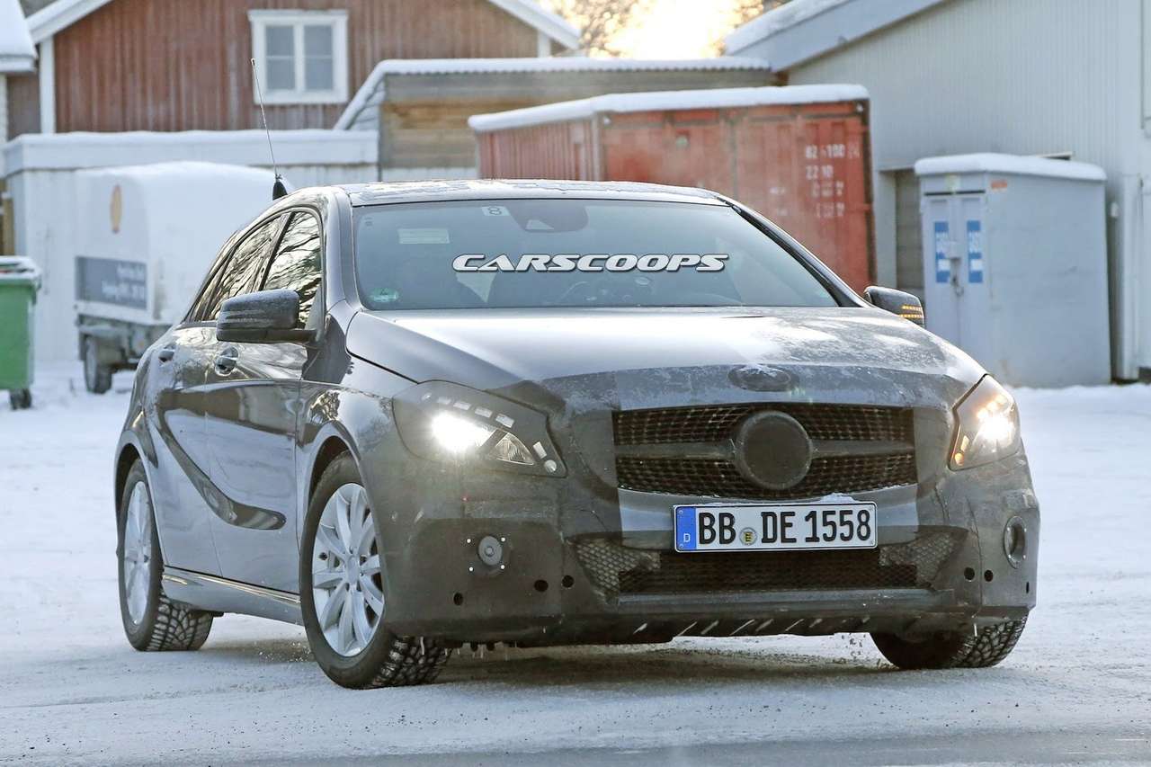 В Mercedes-Benz вывели на тесты обновленный A-класс