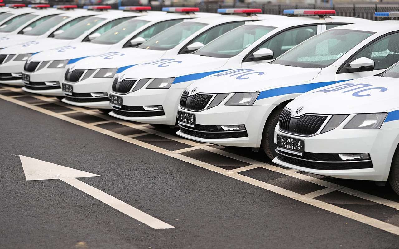 Радары встроят в «люстры» патрульных машин ГИБДД